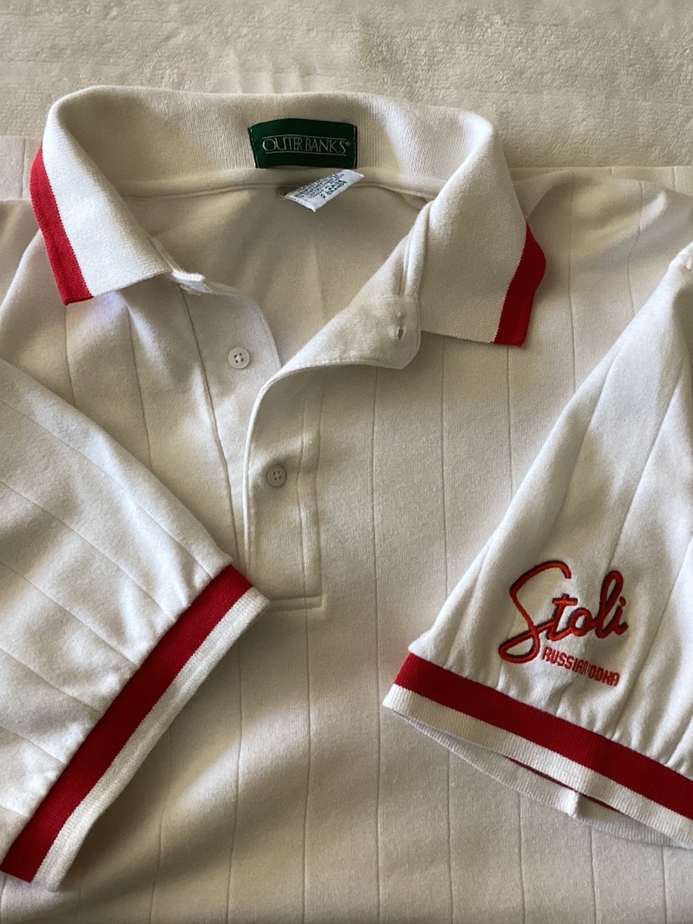 Men’s Vintage Outer Banks Single Stitch Hem Stoli Russian Vodka White Size XL